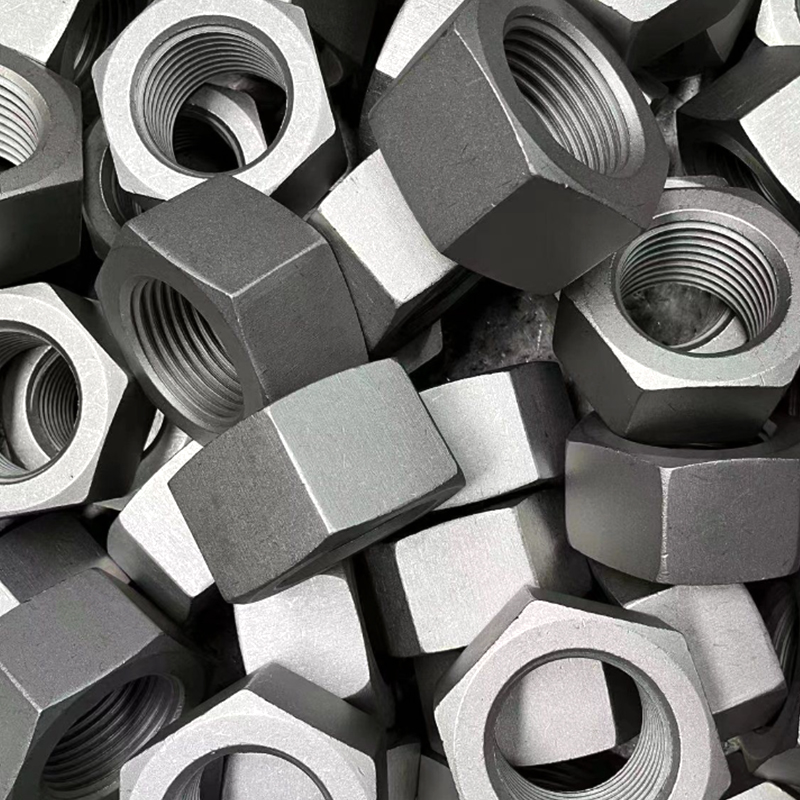 ASTM A194 B7 Čierne ťažké šesťhranné matice ASTM A194 B7 Čierne ťažké šesťhranné matice